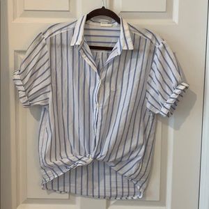 Gap button down shirt
